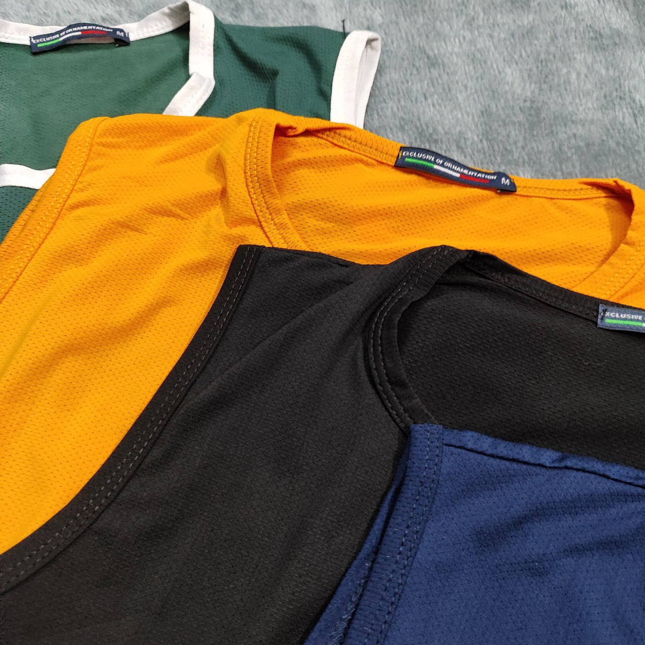 تاپ ورزشی و بدنسازی نایک ریون